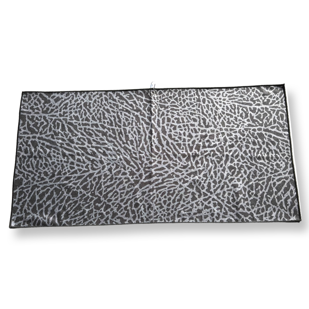 Par 3 Towel- Black by GripDrip