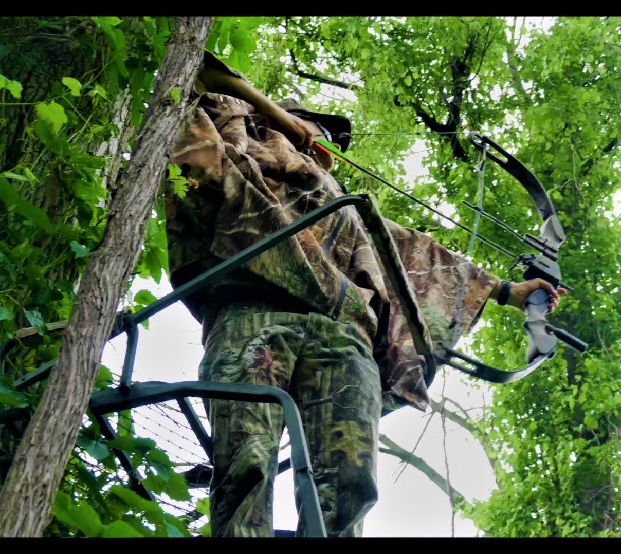 Brella 1210 Realtree Edge Microfleece Poncho - The Brella Nation
