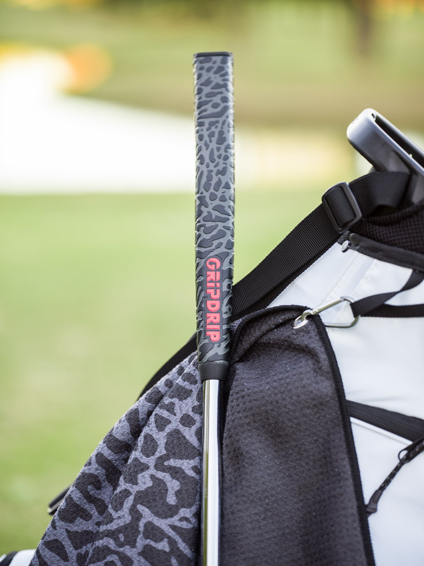 Par 3 Grip - Black by GripDrip