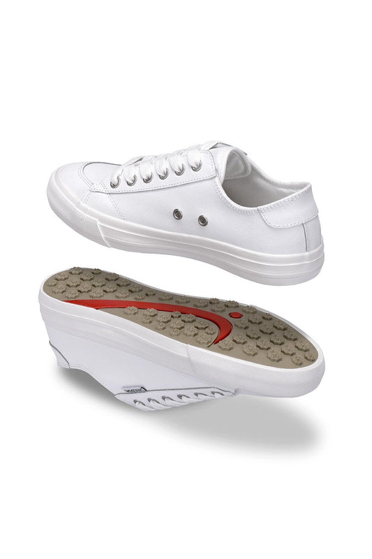 Spikeless White Leather Traveler Shoe by SwingDish