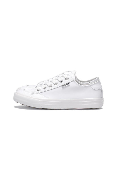 Spikeless White Leather Traveler Shoe by SwingDish